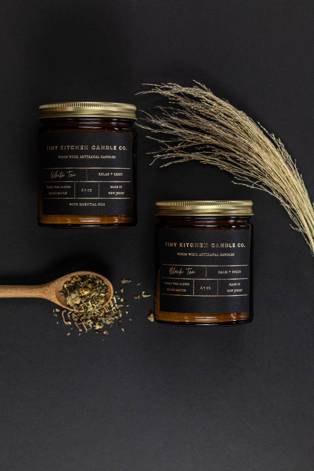 Black Tea Wood Wick Candle